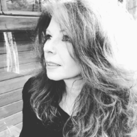 Dr Tina Kinsella